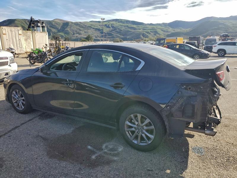 Photo 2 from auction – 2021 MAZDA 3 with VIN 3MZBPAA70MM202620