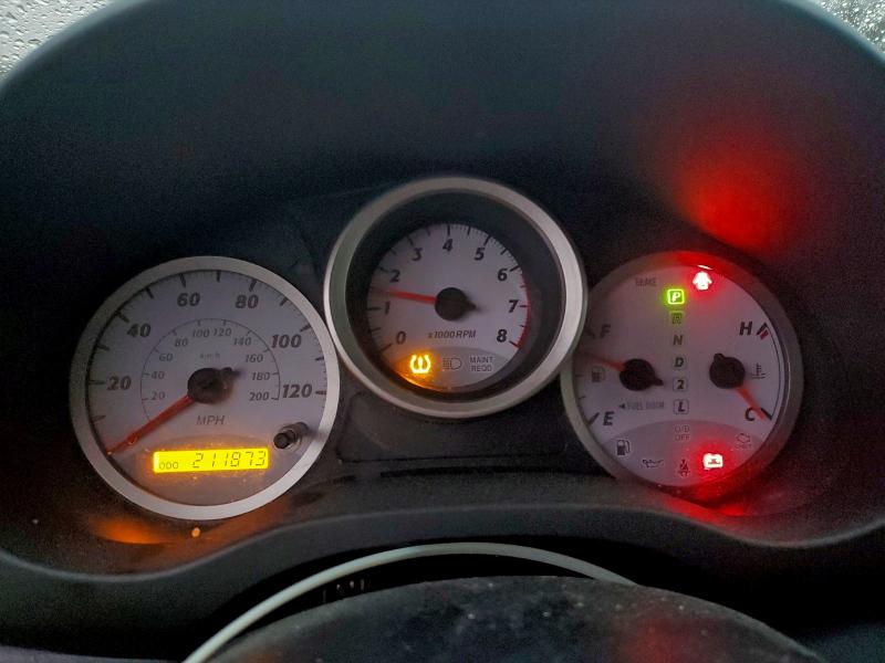 Photo 9 from auction – 2004 TOYOTA RAV4 with VIN JTEHD20V240030973