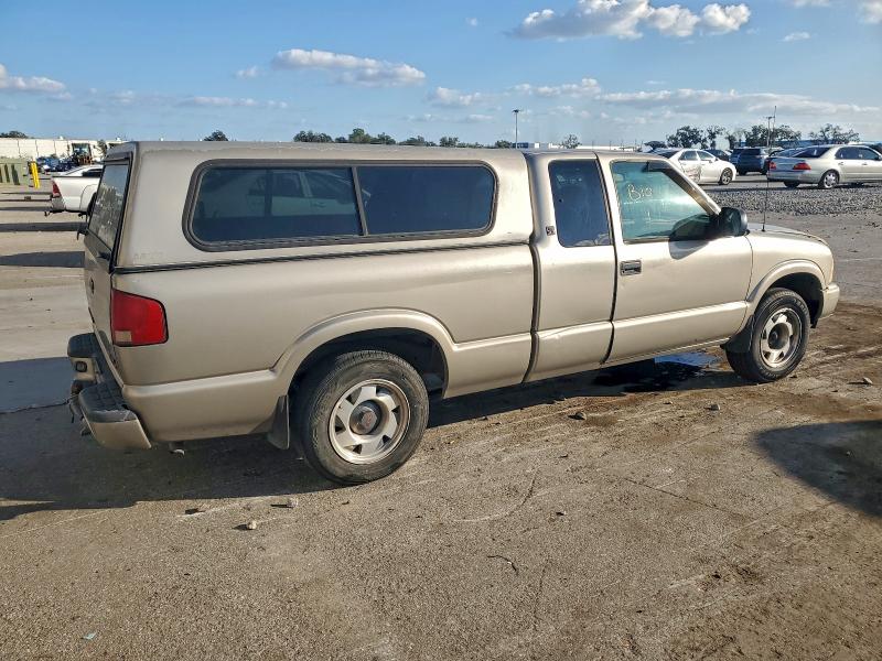 Photo 3 from auction – 2000 GMC SONOMA with VIN 1GTCS1951Y8267527