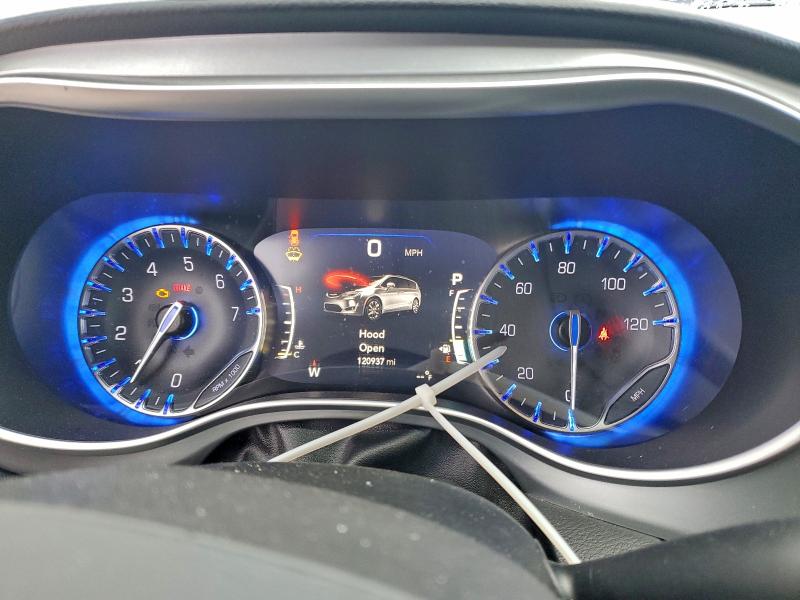 Photo 9 from auction – 2018 CHRYSLER PACIFICA T with VIN 2C4RC1EG6JR257620