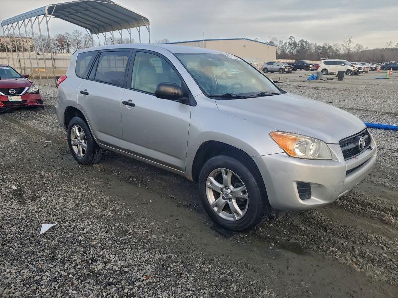 Photo 4 from auction – 2009 TOYOTA RAV4 with VIN JTMBF33V29D000717