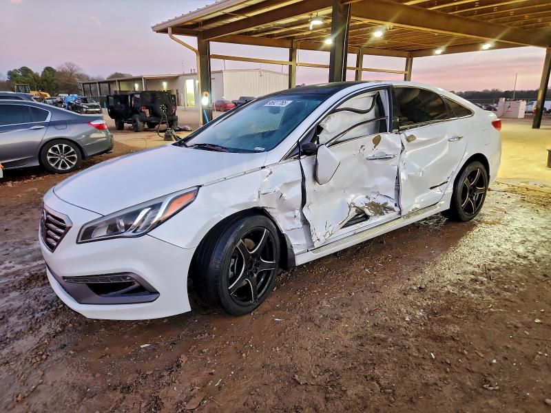 HYUNDAI SONATA SPO 2015 with VIN 5NPE34AB7FH247208 - Photo from auction
