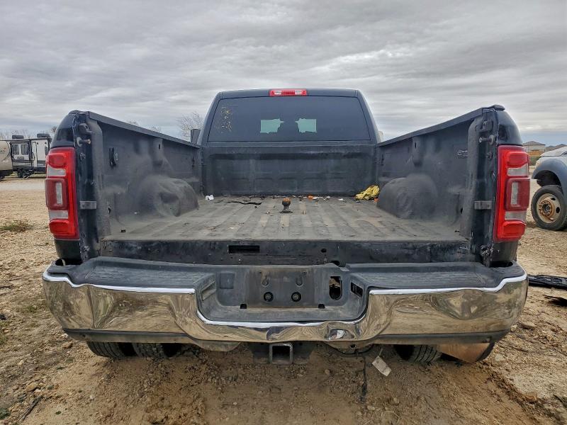 Photo 6 from auction – 2022 RAM 3500 LARAM with VIN 3C63RRJL9NG135973