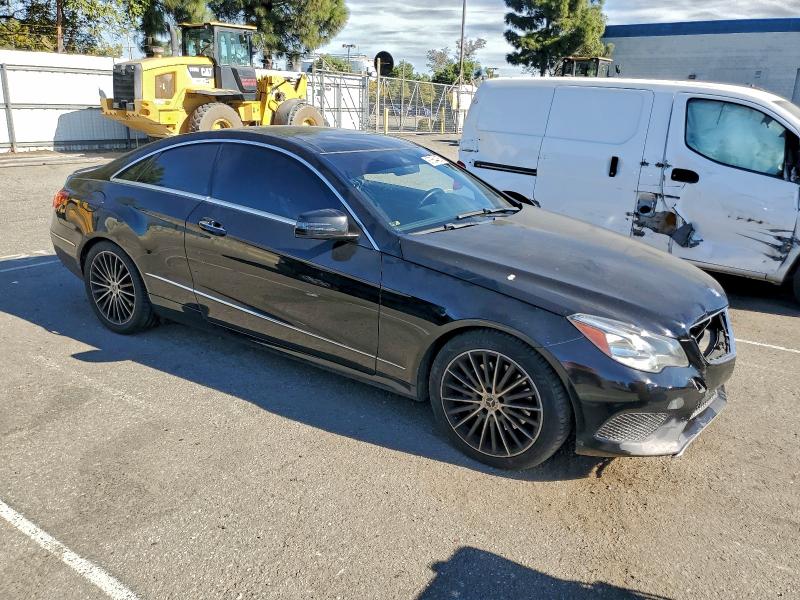 Photo 4 from auction – 2014 MERCEDES-BENZ E with VIN WDDKJ5KB5EF223582