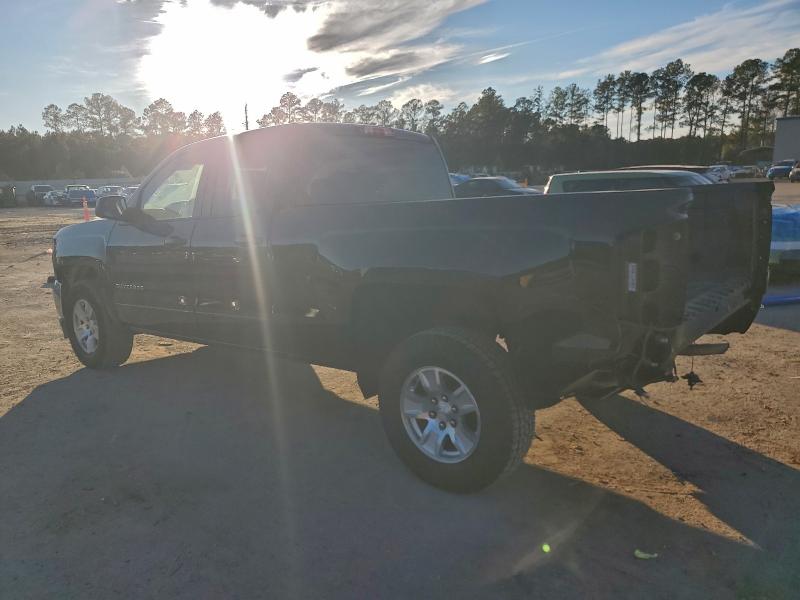 Photo 2 from auction – 2018 CHEVROLET SILVERADO with VIN 1GCRCREC8JZ171078