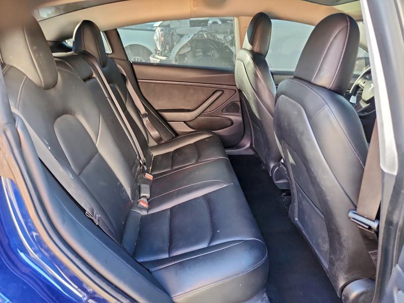 Photo 10 from auction – 2019 TESLA MODEL 3 with VIN 5YJ3E1EA8KF400852