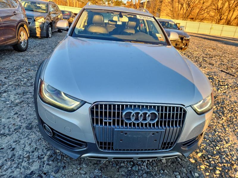 Photo 5 from auction – 2014 AUDI A4 ALLROAD with VIN WA1TFAFL6EA060881