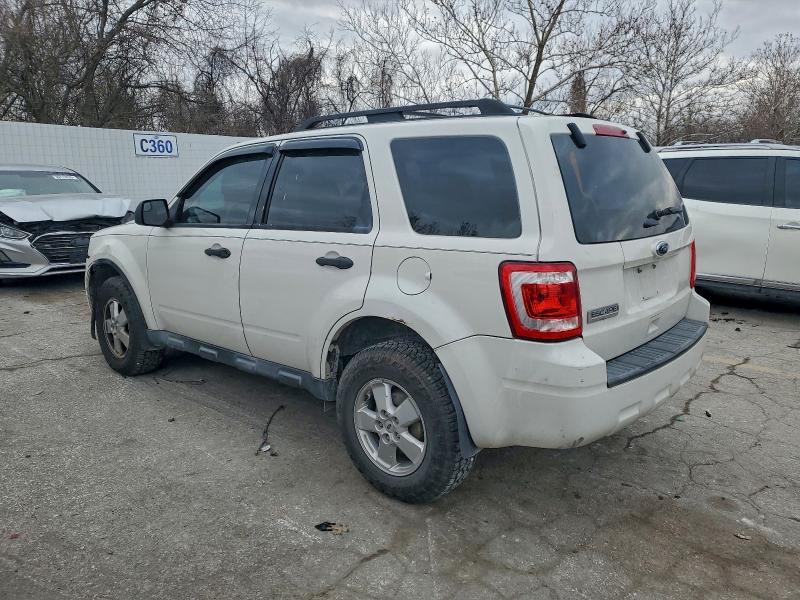 Photo 2 from auction – 2011 FORD ESCAPE XLS with VIN 1FMCU9C71BKC61476