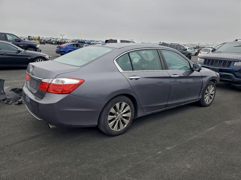 Photo 3 from auction – 2014 HONDA ACCORD EXL with VIN 1HGCR2F82EA149993