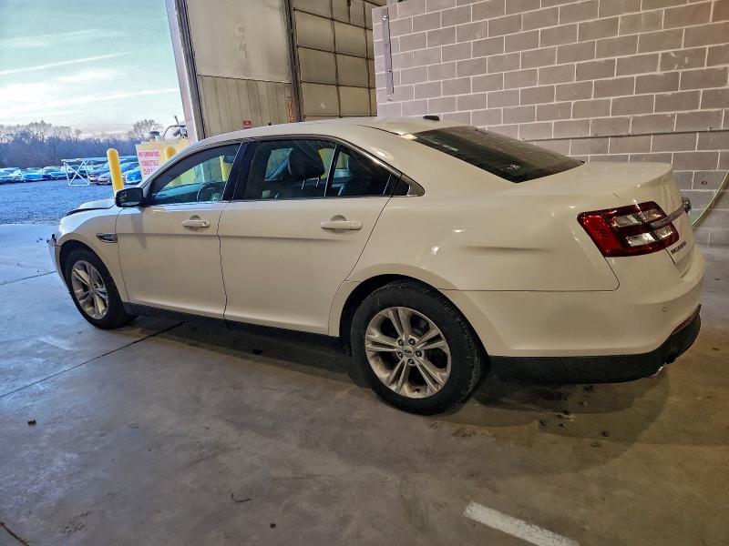 Photo 2 from auction – 2015 FORD TAURUS SEL with VIN 1FAHP2E82FG193802