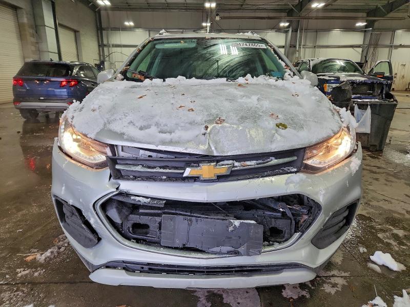 Photo 5 from auction – 2017 CHEVROLET TRAX 1LT with VIN 3GNCJPSB0HL280316