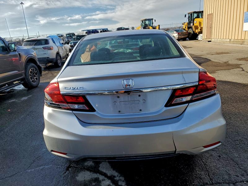 Photo 6 from auction – 2015 HONDA CIVIC EX with VIN 19XFB2F86FE047904