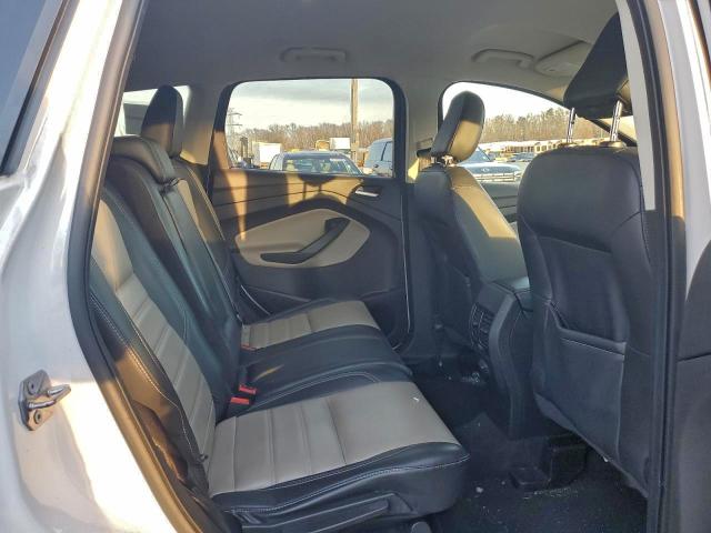 Photo 11 from auction – 2019 FORD ESCAPE SEL with VIN 1FMCU9HD3KUC43659