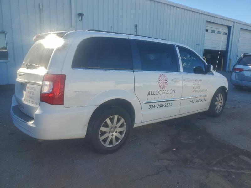 Photo 3 from auction – 2014 CHRYSLER TOWN & COU with VIN 2C4RC1BG8ER368101