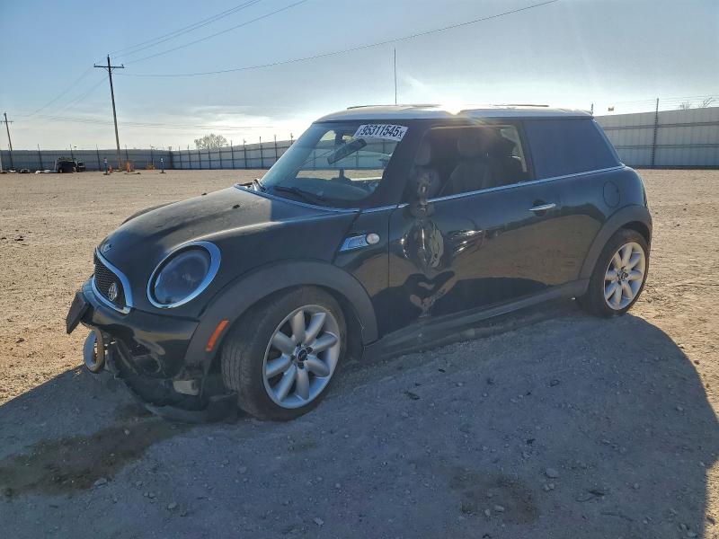 MINI COOPER 2011 with VIN WMWSU3C51BT095558 - Photo from auction
