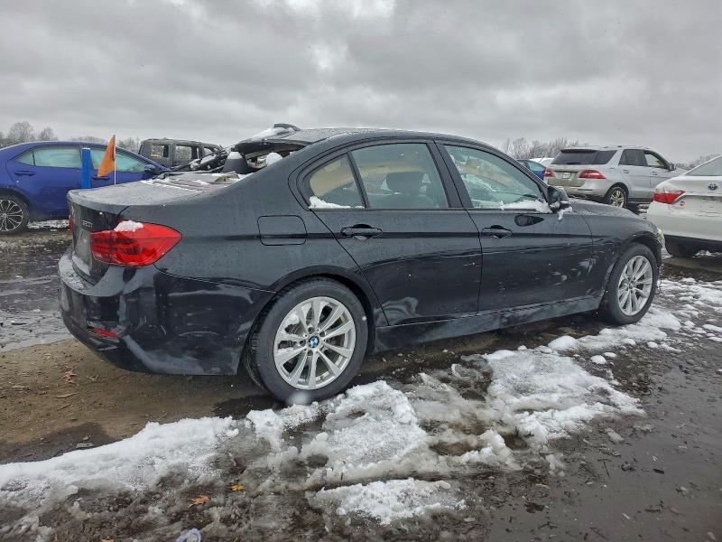Photo 3 from auction – 2018 BMW 320 I with VIN WBA8E1G52JNU92589