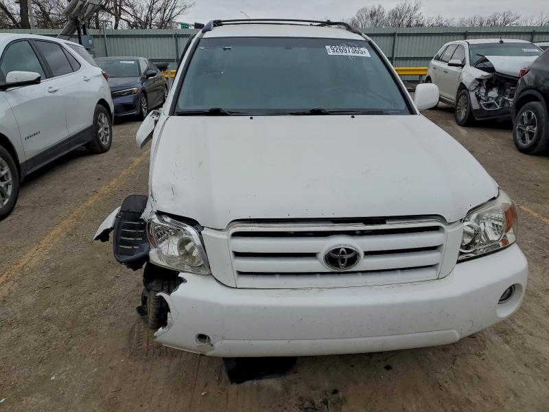 Photo 5 from auction – 2007 TOYOTA HIGHLANDER with VIN JTEGD21AX70158728