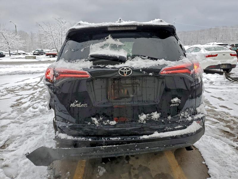 Zdjęcie 6 z aukcji – 2017 TOYOTA RAV4 LE z VIN 2T3BFREV5HW551256