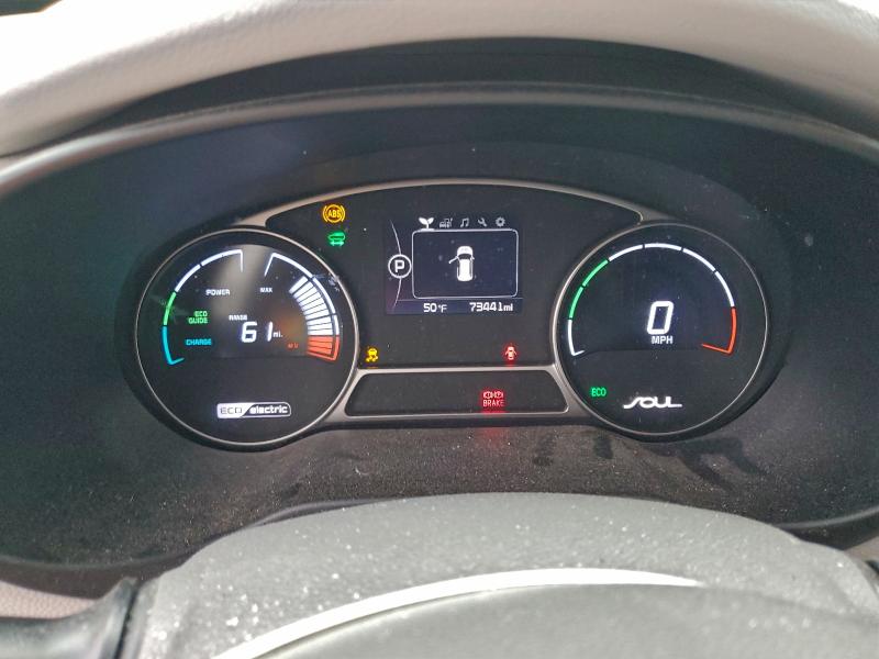 Photo 9 from auction – 2015 KIA SOUL EV with VIN KNDJX3AEXF7001202