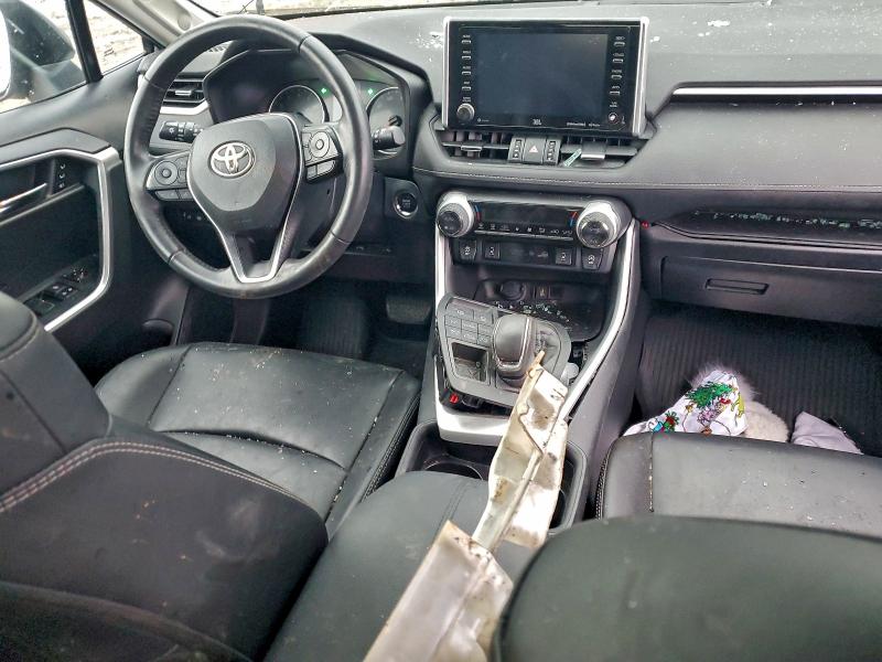 Photo 8 from auction – 2020 TOYOTA RAV4 XLE P with VIN 2T3A1RFV7LC063395