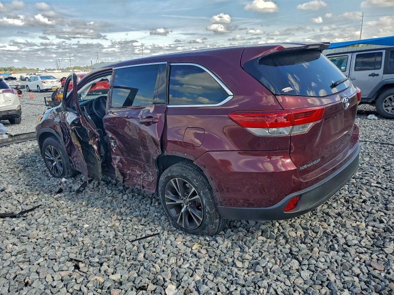 Photo 2 from auction – 2017 TOYOTA HIGHLANDER with VIN 5TDZARFH2HS026565