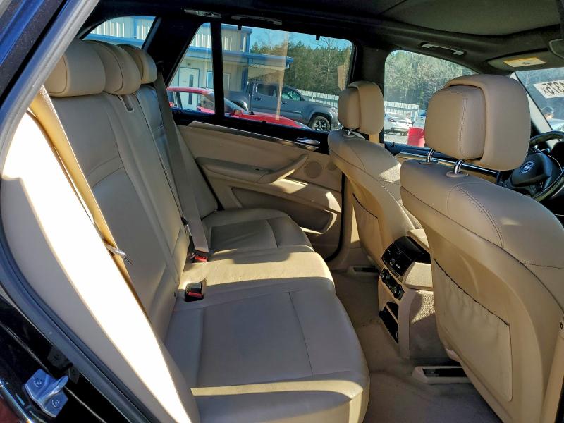Photo 11 from auction – 2013 BMW X5 XDRIVE5 with VIN 5UXZV8C52D0C15689