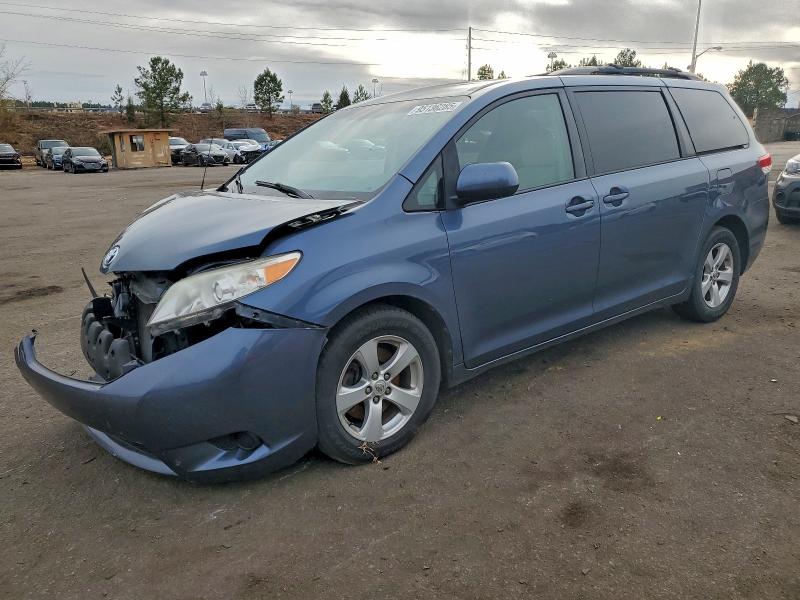 TOYOTA SIENNA LE 2014 with VIN 5TDKK3DC5ES489069 - Photo from auction