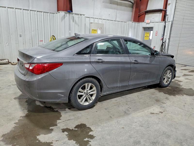 Photo 3 from auction – 2011 HYUNDAI SONATA GLS with VIN 5NPEB4AC7BH209967