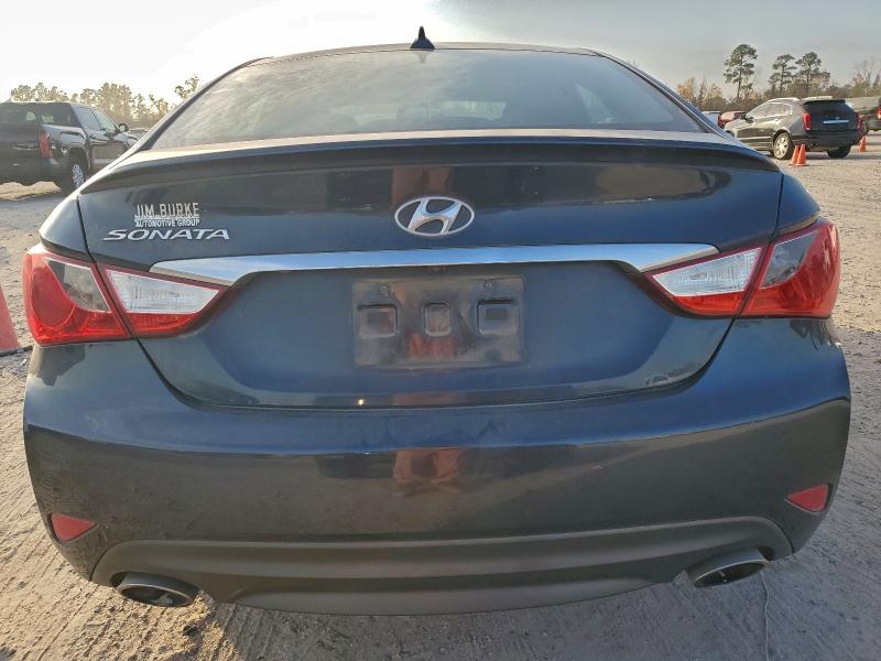 Photo 6 from auction – 2014 HYUNDAI SONATA SE with VIN 5NPEC4AC0EH891026