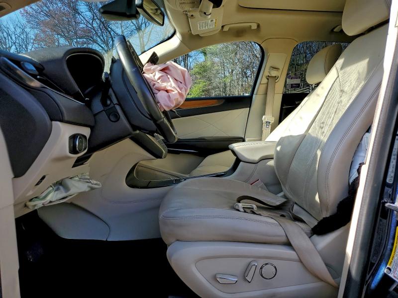 Photo 7 from auction – 2015 LINCOLN MKC with VIN 5LMTJ2AH1FUJ12455