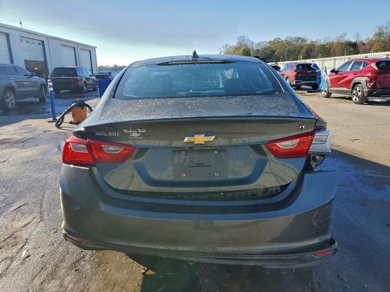 Photo 6 from auction – 2017 CHEVROLET MALIBU LT with VIN 1G1ZE5ST4HF208140