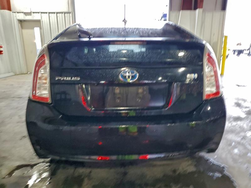 Photo 6 from auction – 2013 TOYOTA PRIUS with VIN JTDKN3DUXD5690552
