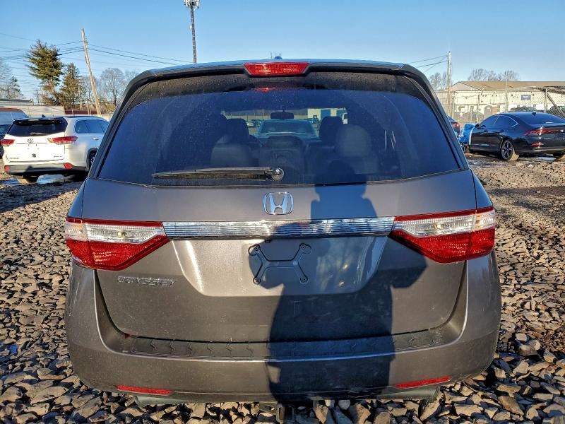 Photo 6 from auction – 2013 HONDA ODYSSEY with VIN 5FNRL5H61DB063538