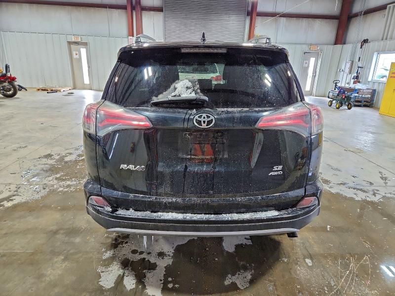 Photo 6 from auction – 2017 TOYOTA RAV4 SE with VIN 2T3JFREV7HW602882