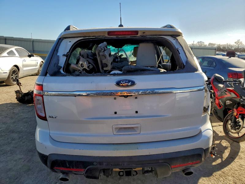Photo 6 from auction – 2012 FORD EXPLORER X with VIN 1FMHK7D86CGA13199