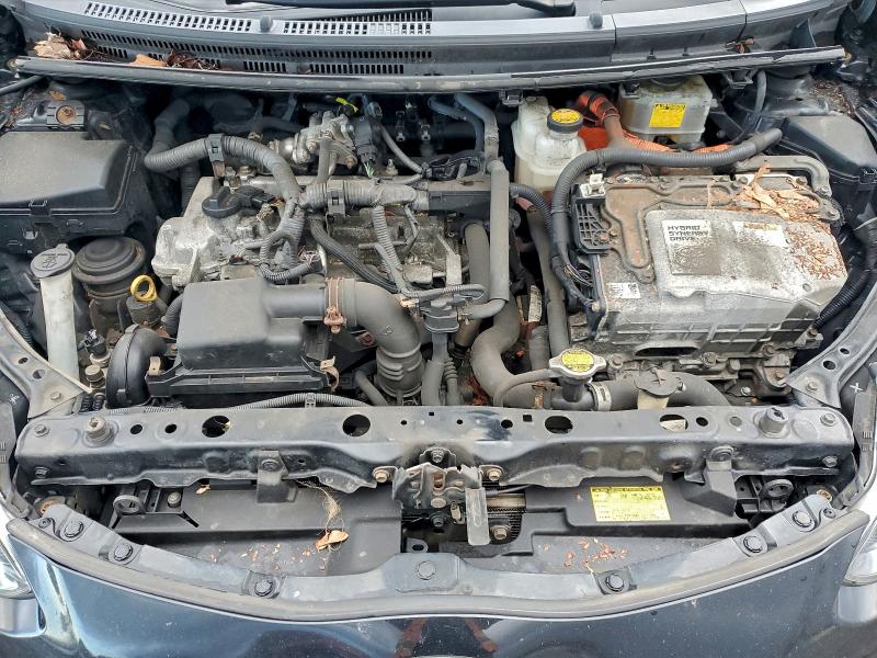 Photo 11 from auction – 2015 TOYOTA PRIUS C with VIN JTDKDTB34F1582919