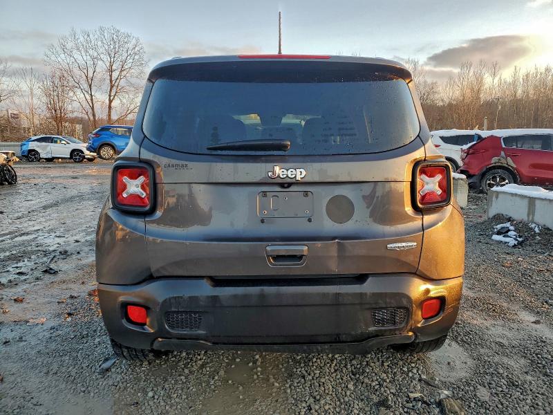 Photo 6 from auction – 2018 JEEP RENEGADE L with VIN ZACCJABB1JPH47407