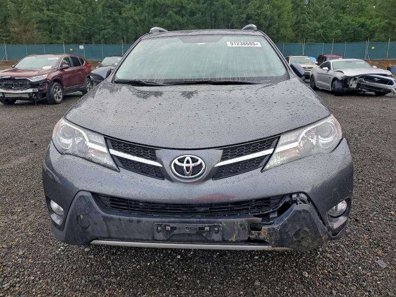 Photo 5 from auction – 2013 TOYOTA RAV4 XLE with VIN JTMRFREV4DD001200