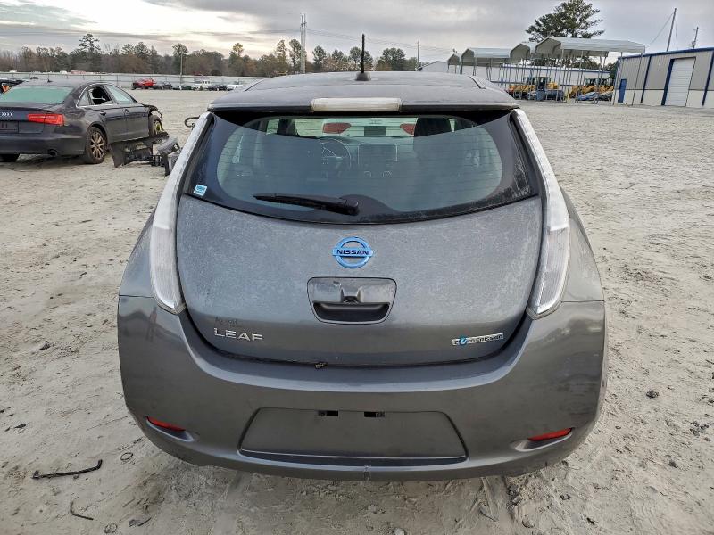 Photo 6 from auction – 2015 NISSAN LEAF S with VIN 1N4AZ0CP5FC334086