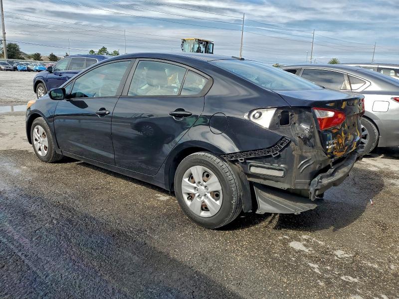 Photo 2 from auction – 2014 KIA FORTE LX with VIN KNAFK4A65E5130765