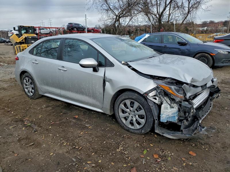 Photo 4 from auction – 2022 TOYOTA COROLLA with VIN 5YFEPMAE6NP385211