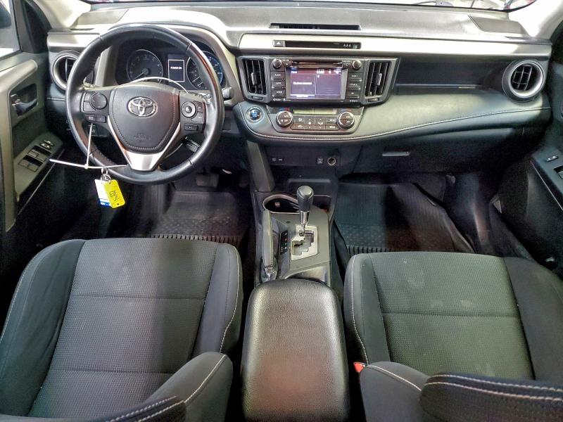 Photo 8 from auction – 2018 TOYOTA RAV4 ADVEN with VIN 2T3RFREV8JW840670