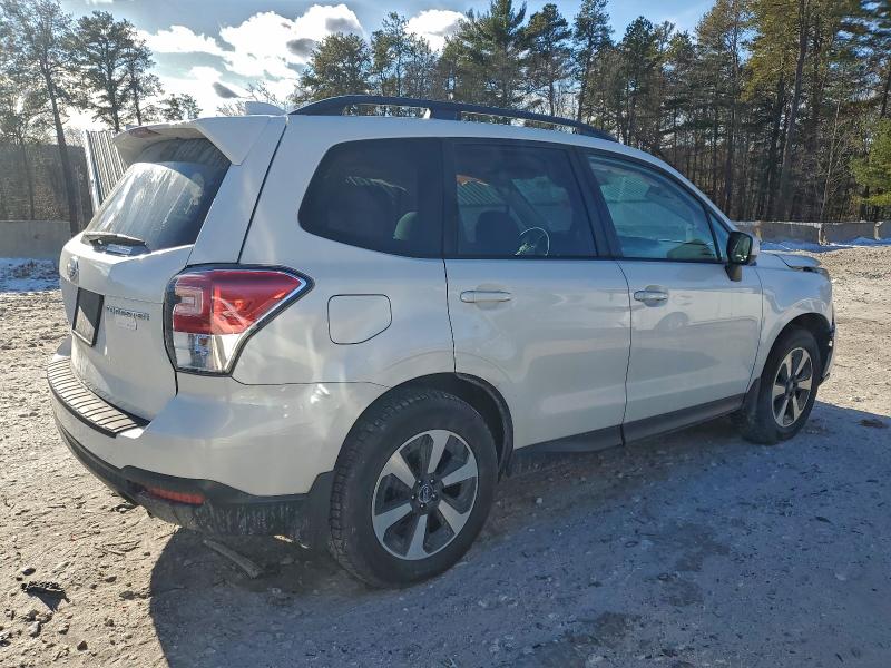 Photo 3 from auction – 2018 SUBARU FORESTER 2 with VIN JF2SJAGC1JH483045