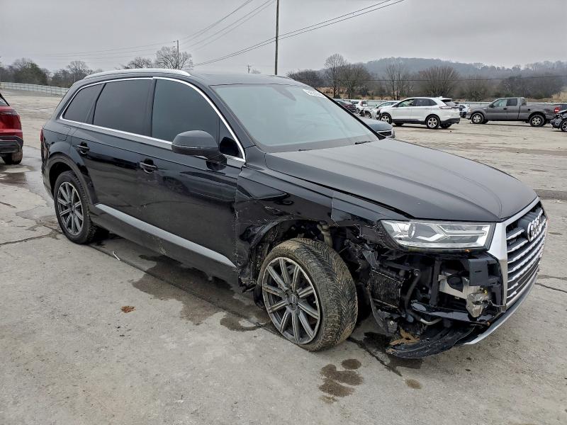 Photo 4 from auction – 2018 AUDI Q7 PREMIUM with VIN WA1LAAF75JD040003