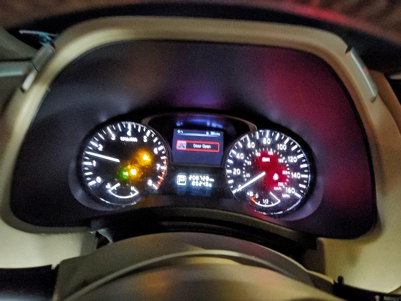 Photo 9 from auction – 2015 NISSAN PATHFINDER with VIN 5N1AR2MN6FC623931