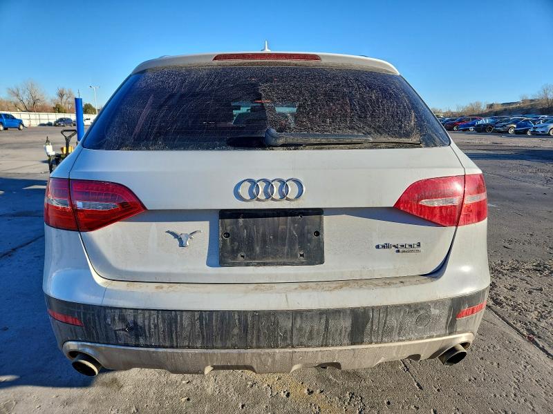 Фото 6 с аукциона – 2014 AUDI A4 ALLROAD с VIN WA1TFAFL5EA016919