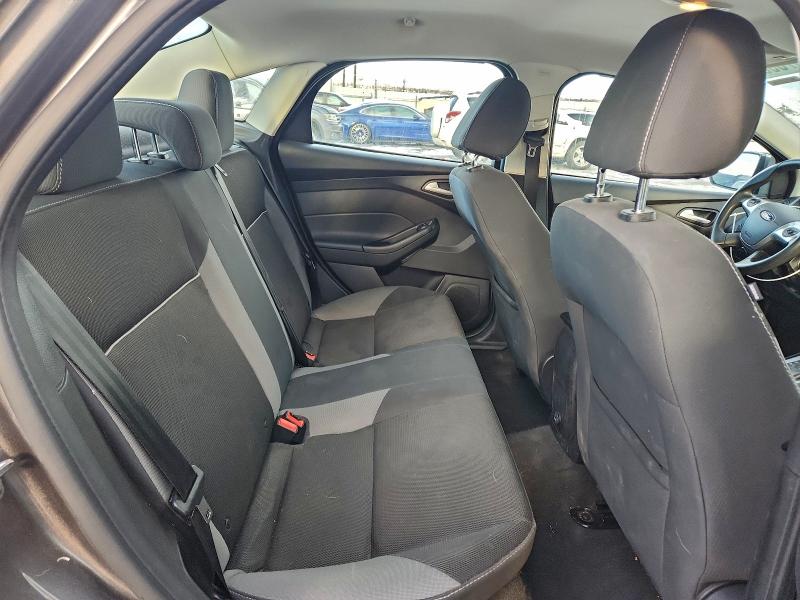 Photo 10 from auction – 2014 FORD FOCUS SE with VIN 1FADP3F23EL452530