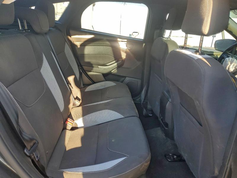 Photo 11 from auction – 2016 FORD FOCUS with VIN 1FADP3L90GL323763