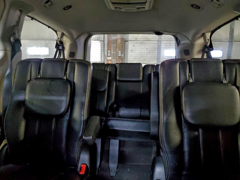 Photo 10 from auction – 2011 CHRYSLER TOWN & COU with VIN 2A4RR8DG2BR704237