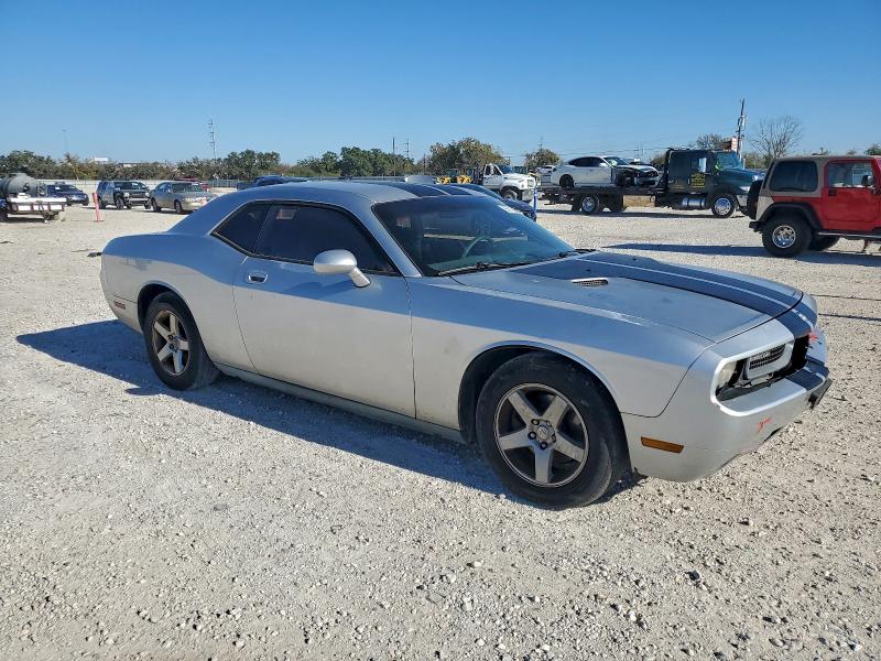Photo 4 from auction – 2009 DODGE CHALLENGER with VIN 2B3LJ44V39H560631